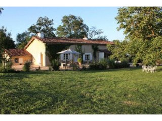 5 Bedroom Country House For Sale