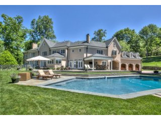 4 bedroom Detached House For Sale: 122..