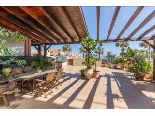 Town House - Town house duplex with..