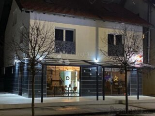 Topusko uhodan kafić u najužem centru,u blizini lječilišta t