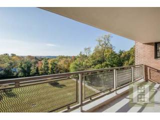 1 bedroom Apartment For Sale: 4705..