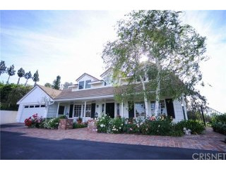 4843 Brewster Drive | Tarzana..