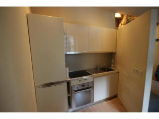 Cute, Cosy Apartment Just 2 Minutes..