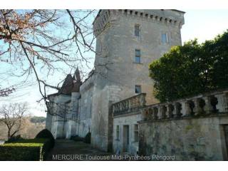 Castle For Sale: 24000 DORDOGNE