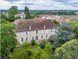 Impressive Maison Bourgeoise In The..
