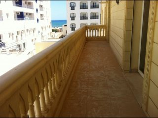 Joli Appartement a vendre sur la route..