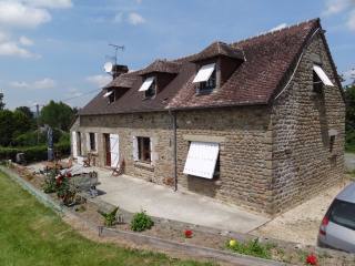 Maison En Pierres A Vendre Saint Pierre..