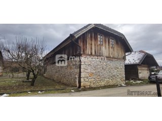 Gorski kotar, okolica Bosiljeva, kuća + gosp. zgrada