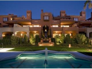Apartment for sale in Guadalmina Baja..