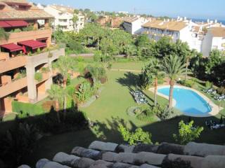 PENTHOUSE FOR SALE IN BAHIA DE MARBELLA