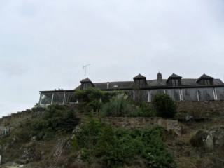 Vente Maison 8 Pieces De 156 M2 53300..
