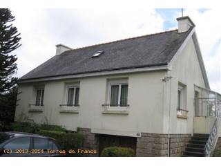 House In The Center Of Moelan Sur Mer..