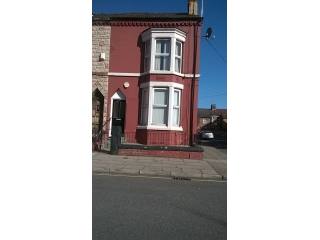 Two bedroom ground floor flat to rent..
