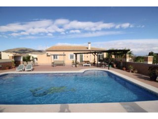 Handsome in Hondon Frailes, 3bed 2bath..