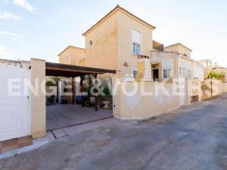 NICE QUAD PARTLY REFURBISHED