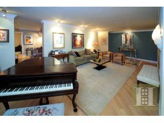 3 bedroom Apartment For Sale: 303 EAST..