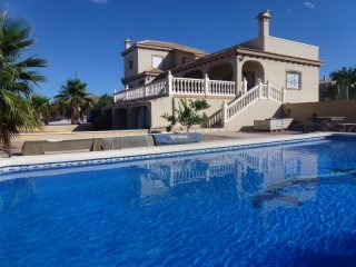 Villa For Sale Hondon De Los Frailes