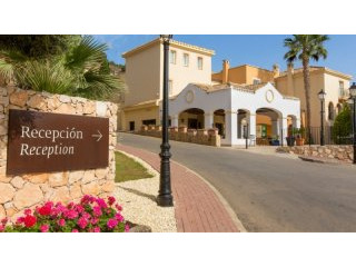 Studio Apartment 554, Las Lomas..