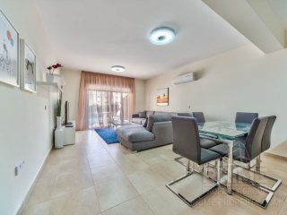 2 Bedrooms - Apartment - Limassol - For..