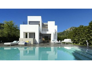 3 Bedroom Luxury Detached Villa on the..