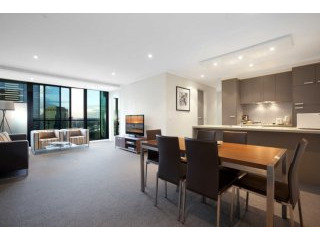 Divine Luxury On The 33rd Floor