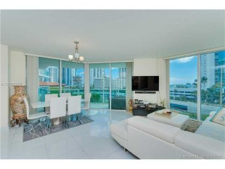 3 bedroom Flat For Sale: 150 SUNNY..