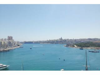 Luxury Brand New Seafront Apartment