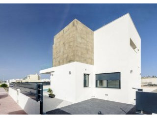 3 Bedrooms - Villa - Alicante - For Sale