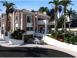 Villa for sale in Puerto Banus..