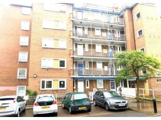 2 Double Bedrooms Flat for Sale