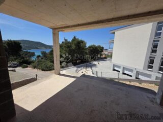 PRIMOŠTEN-STAN S POGLEDOM NA MORE