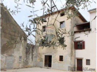 ISTRA, VODNJAN, GALIŽANA, starina u fazi rekonstrukcije...