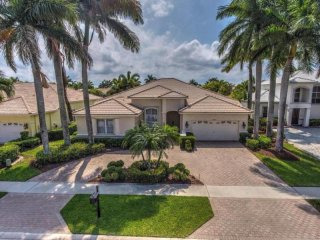 18523 Ocean Mist Dr, Boca Raton, FL -..