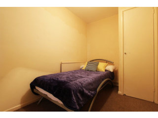 Single with single bed near Maida Vale..