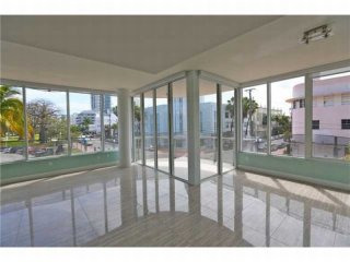 4 bedroom Flat For Sale: 2100 PARK AV #..