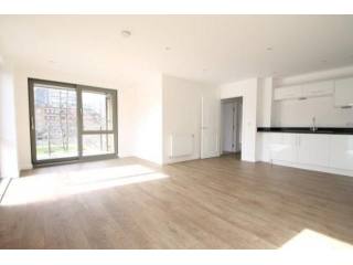 3 bed flat for sale sq. ft*