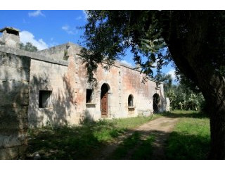 V000124, Countryhouse For Sale With..