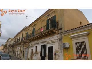 2 bedroom Apartment For Sale: VIA..