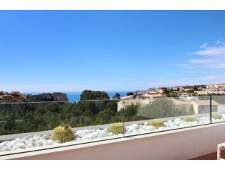 Superb modern apartment with beautiful..