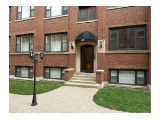 2 Bed Condo in Edgewater