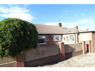 2 bedroom, End Of Terrace House house..