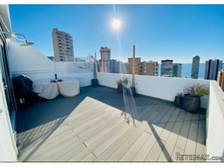Ático en Benidorm zona Levante, 32 m. de superficie, 40 m2..