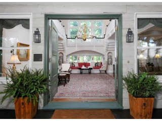 7 bedroom House For Sale: 21 Kenilworth..