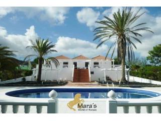 se vende Finca Villa con vista al mar..