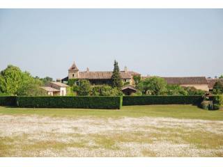 Gorgeous Country Estate Nr..