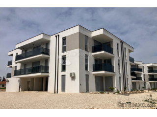 2S+DB, 2. kat u novogradnji - 1 km od mora - 61,21 m2