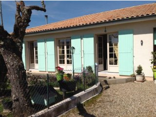 2 Bedrooms - House - Aquitaine - For..