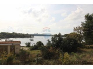 VABRIGA,ATRAKTIVNO GRAĐEVINSKO ZEMLJIŠTE T2, 300M OD MORA