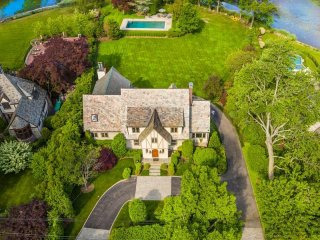 4 bedroom House For Sale: 12 Wildwood..