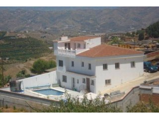 5 bedroom, 2 bathroom Villa, (build 250..